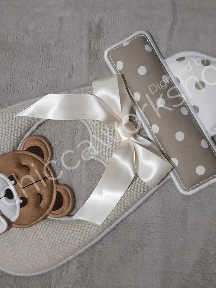 ITH Ghirlanda Biberon - Ricamo a macchina con tutorial
