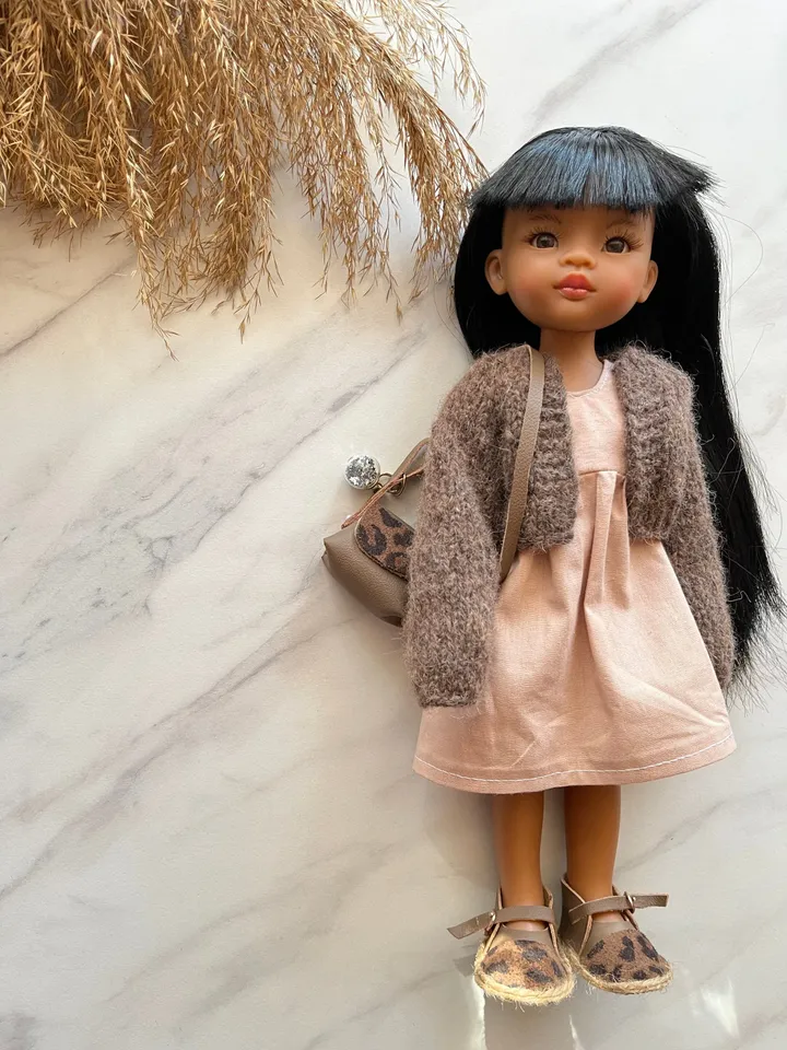 Paola Reina cardigan boots bag accessories for dolls