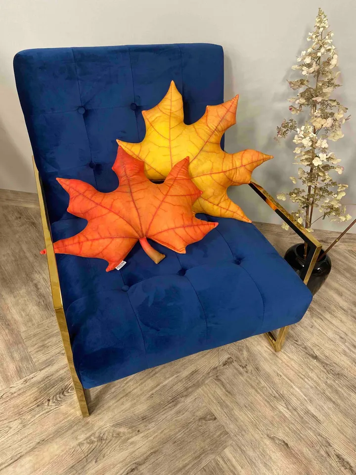 Leaf Pillow / Maple pillow / Fall Leaves Pillow / thanksgiving pillow / autumn pillow / fall decoration / fall maple cushion