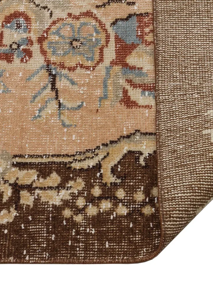 BohoOushak: Natural Turkish Rug for a Bohemian Home Decor, Boho Carpet Style, 188x293cm.