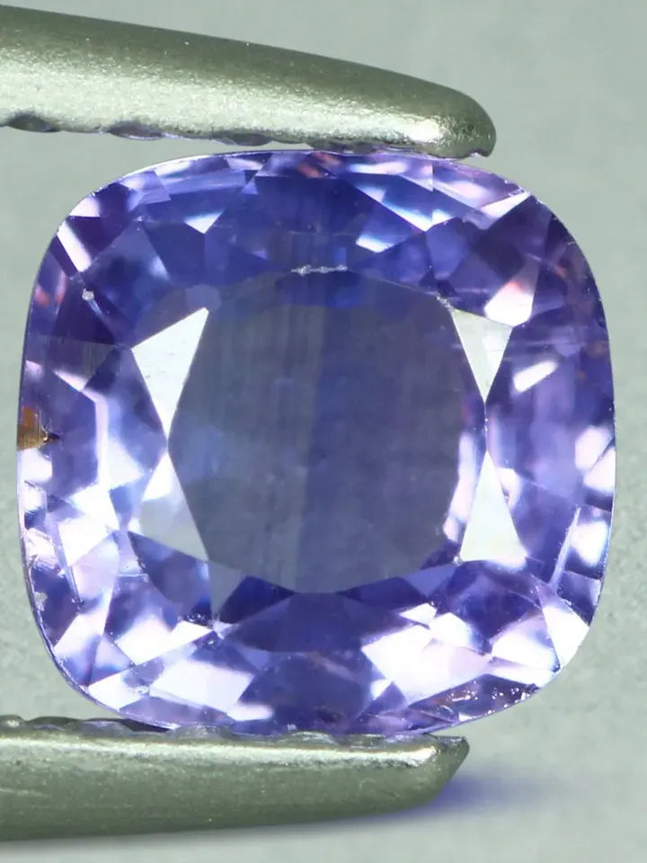 0.68 CT Phenomenal Blue Unheated 100% Natural Sapphire from Madagascar