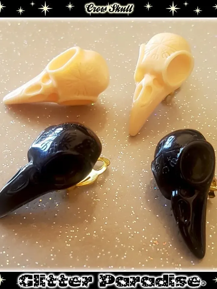 Crow Skull - Boucles d'Oreilles - Squelette de Corbeau - Bijoux Psychobilly Gothique - Crâne de Corbeau - Taxidermie - Glitter Paradise®