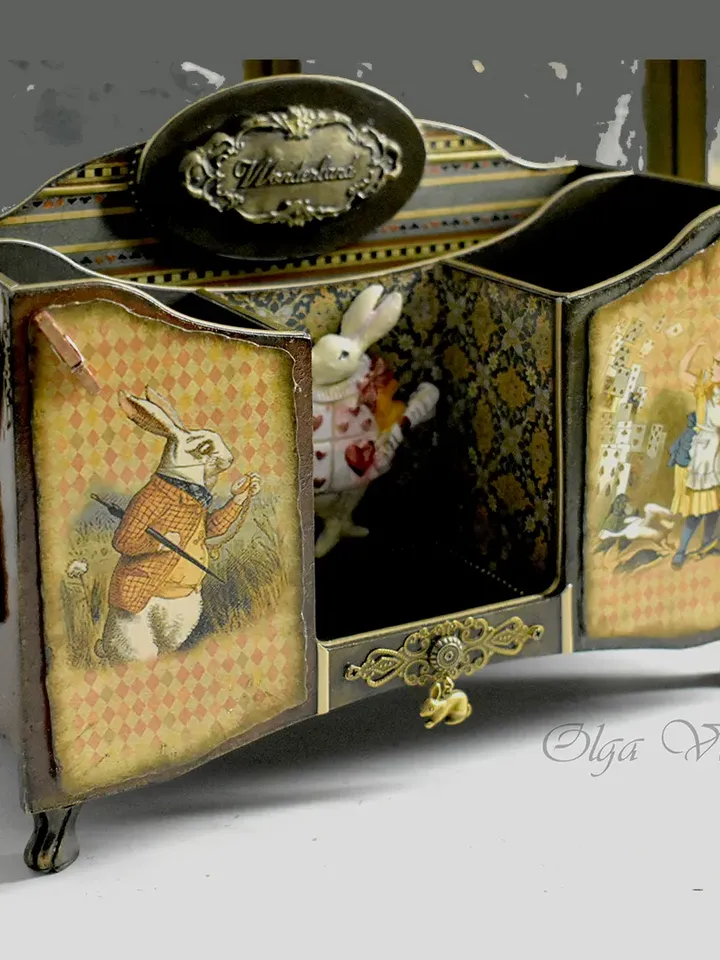 Alice Stationery Stand for Storing Pens Pencils and Office Supplies