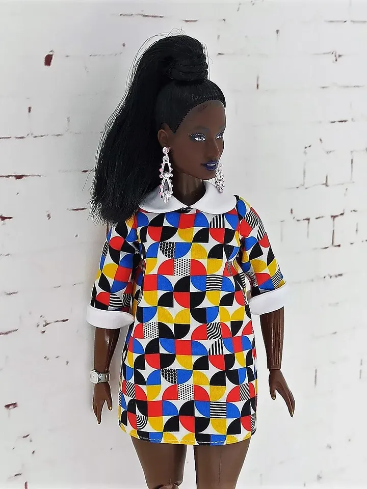 A-silhouette dress with vintage design for Barbie Doll (Curvy)