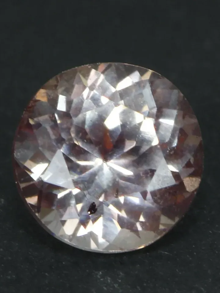 0.38 CT Rare Fantastic Unheated 100% Natural Color Change Malaya Garnet