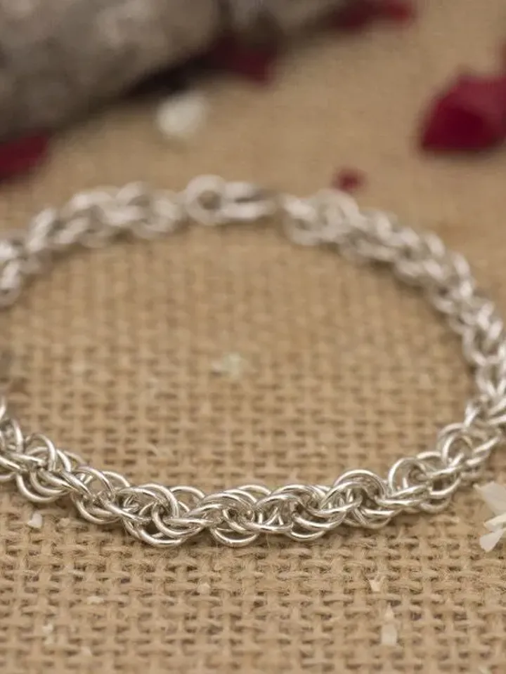 Sterling Silver Criss-Cross Chain Bracelet