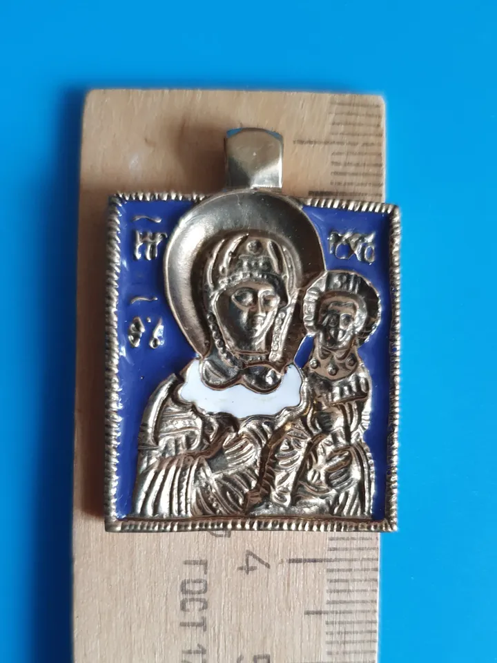 The Most Holy Mother of God Christian pendant