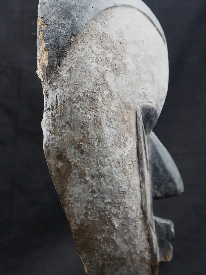 Salampasu Vintage African Mask art