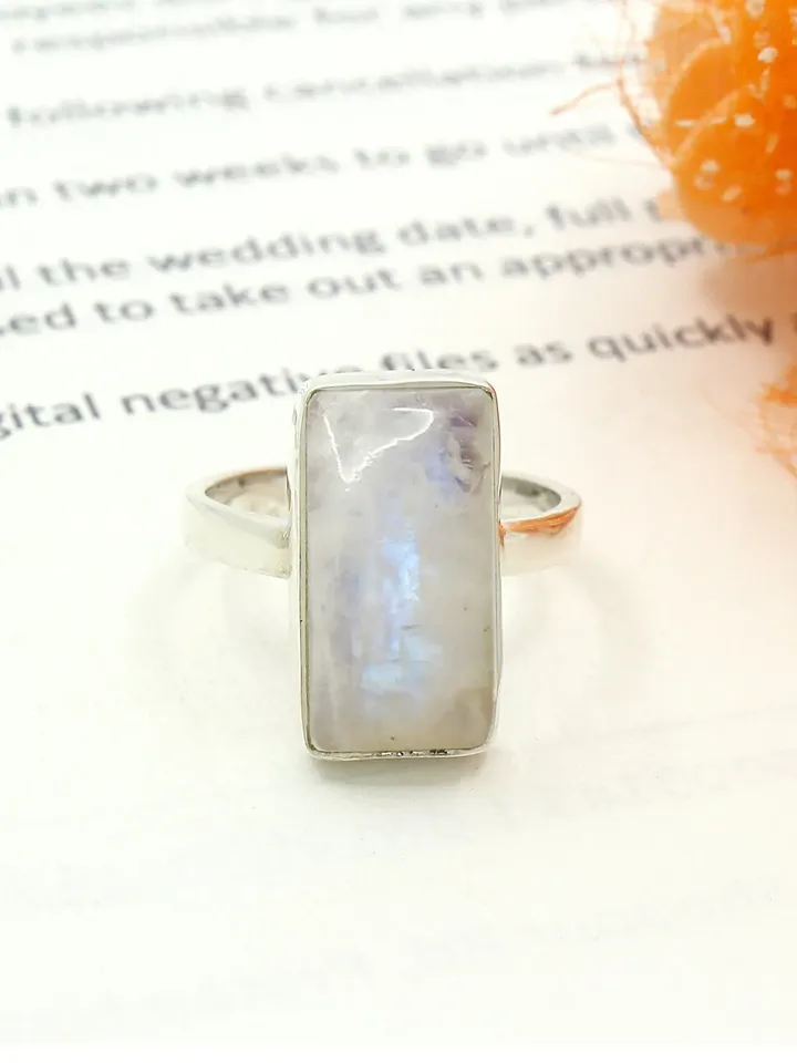 Natural Rainbow Moonstone Ring, 925 Sterling Silver Ring, Statement Ring, Long Rectangle Ring, Birthstone Ring, Midi Ring, Moonstone Jewelry