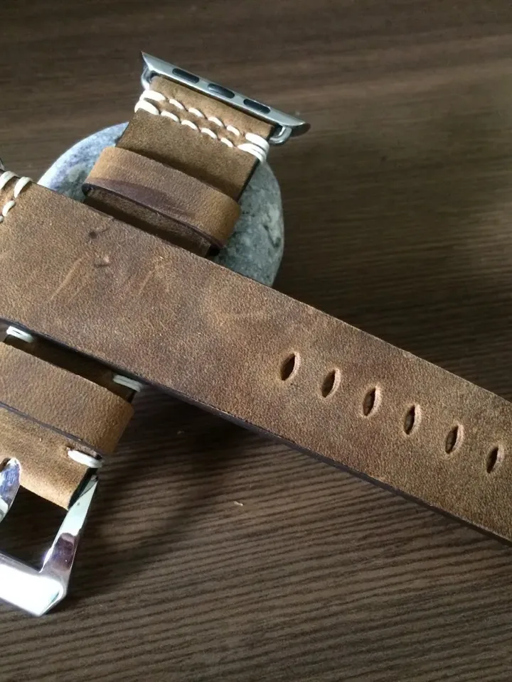 Apple Watch Series 6 Space Gray Watch Band, Brown Vintage Leather Watch Straps for Apple Watch 40mm 44mm, Personalise Valentines Gift Ideas