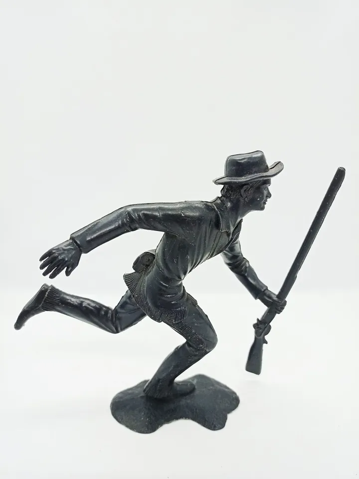 SOVIET Plastic Collectible COWBOY Figures Lot of 2 figures 5.1 inches 130 mm russian action FIGURES 80s