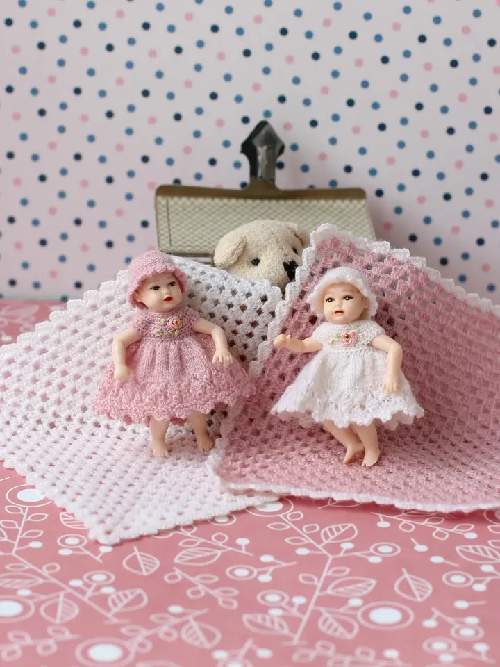 Miniature hand knitted dress for 2 inch baby doll Heidi Ott