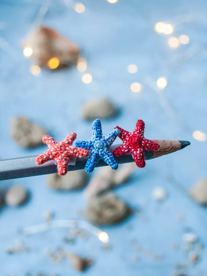 Miniature colorful STARFISH, Tiny crochet sea animals, Micro Starfish amigurumi, Nautical decor for dollhouse or diorama