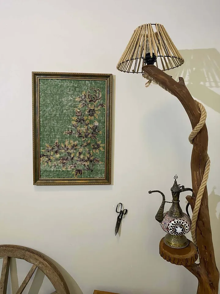 Exquisite Vintage Wall Kilim Art - Unique Hand-Woven Woolen Masterpiece for Home Decor - 50x70 cm
