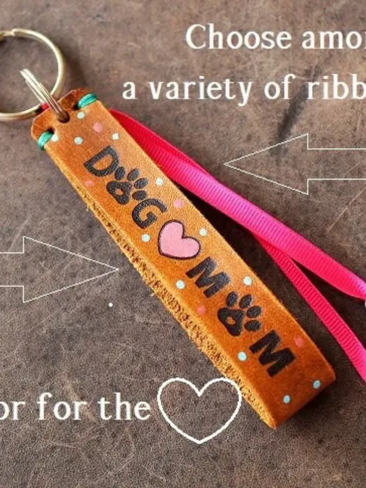 Dog Mom Keychain, Personalized, Hand Painted Long Leather Keyring, Dog Lover/Dog Owner Gift, Gift for Dog Mom, Bag Charm, Dog Memorial
