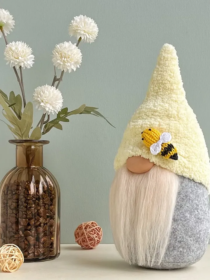 Spring gnome decor with bumble bee