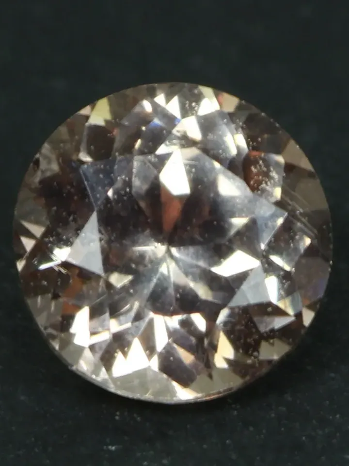 0.57 CT World Very Rare! Unheated 100% Natural Color Change Malaya Garnet
