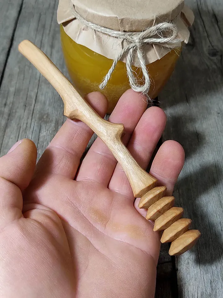9th anniversary willow wood honey spoon, Ninth anniversary marriage gift, Handmade honey dipper, Wooden dessert spoon