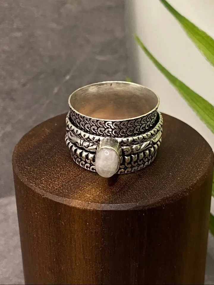 Chunky Spinner Ring, Spinner Ring, Fidget Ring, Spinner Rings for Women, Spinner Ring with Gem
