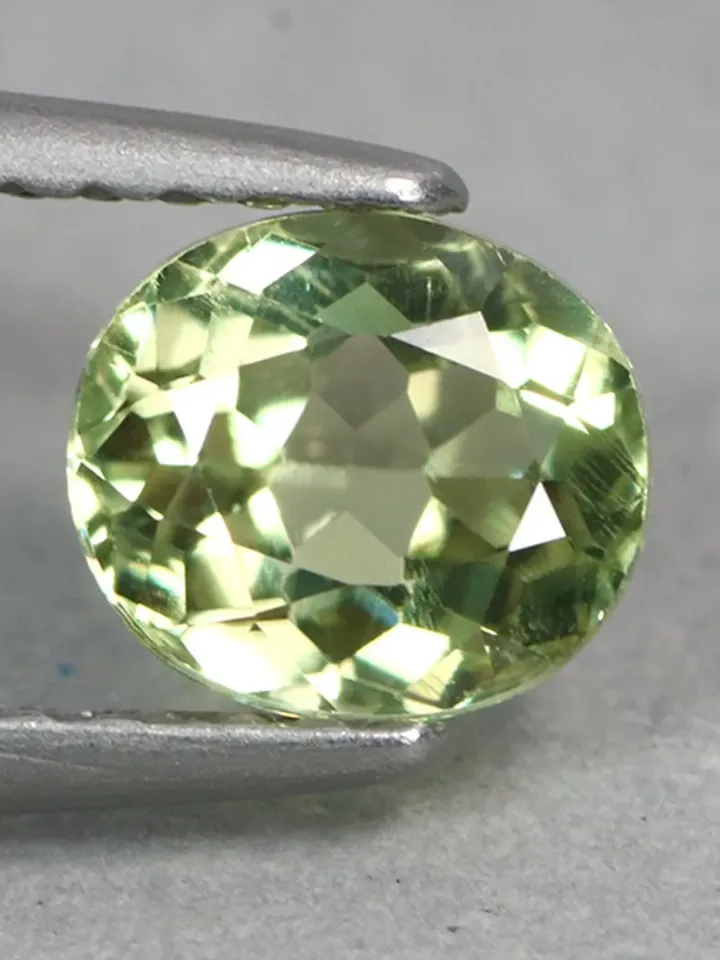 0.87 CT Topnotch Unheated 100% Natural Color Change Diaspore from Turkey