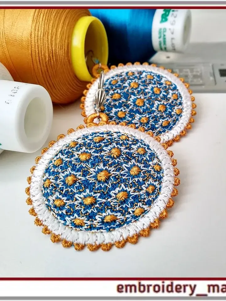 Embroidery design FSL earrings or pendant Chamomile sky