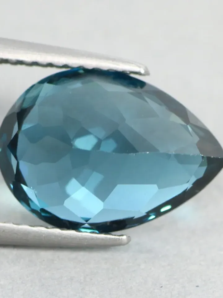 5.74 CT Ultra Rare VIP Quality 100% Natural London Blue Topaz from Brazil
