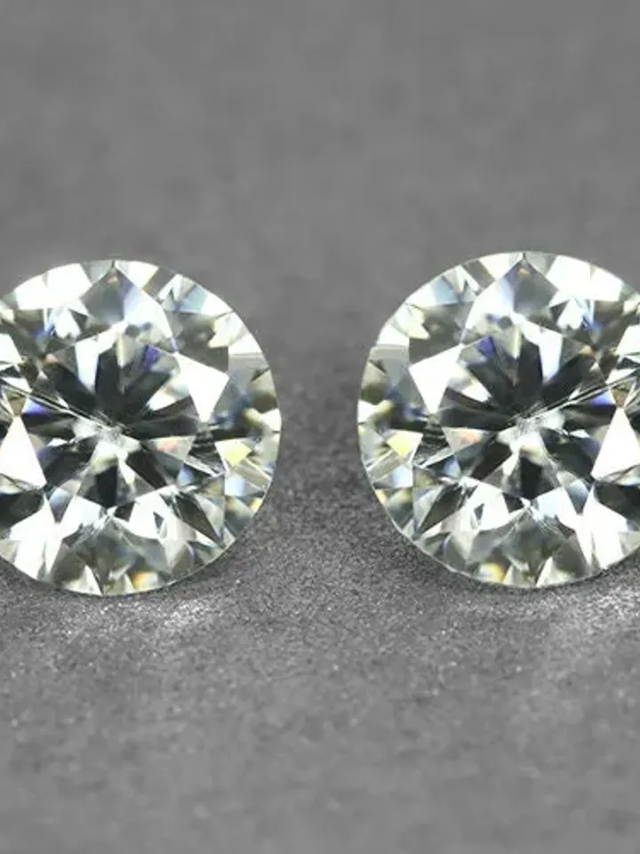 1.90 CT Best_Pair Remarkable Lustrous White Moissanite Round Cut