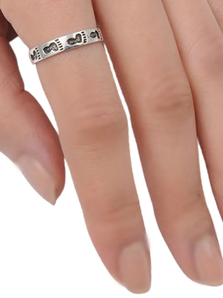Sterling silver footprints in the sand ring · Women's Sterling Silver Footprints in the Sand feet Ring · Footprint thumb ring · Inspiration