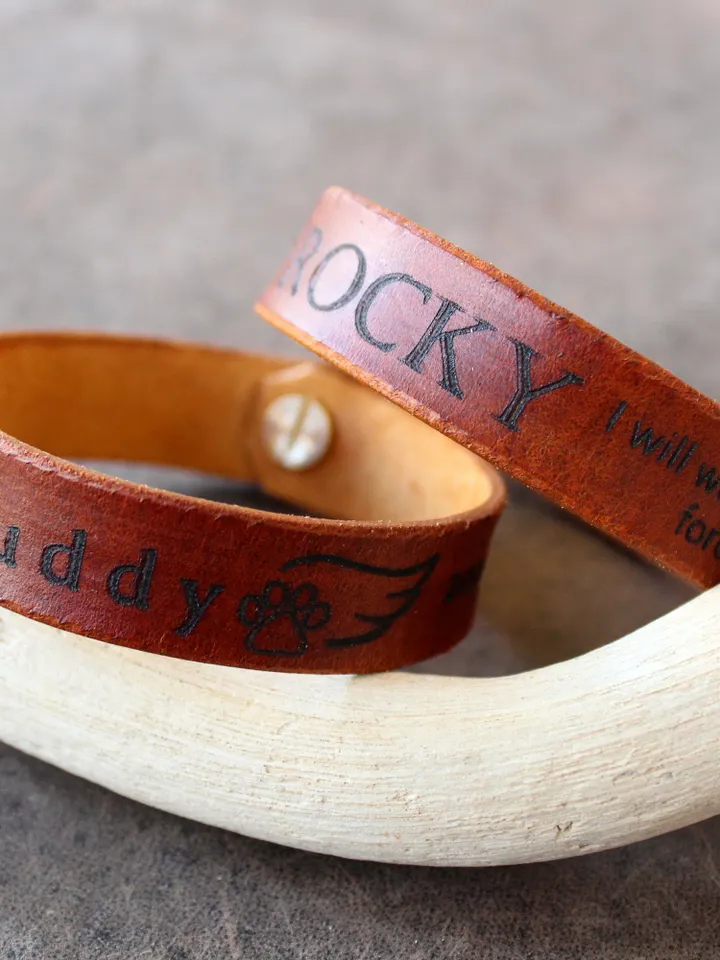 In Loving Memory, Personalized Leather Bracelet, Sympathy Gift, Memorial Pet Dog/Cat Remembrance Jewelry, Sympathy Gift, Dog Paw, Pet Loss