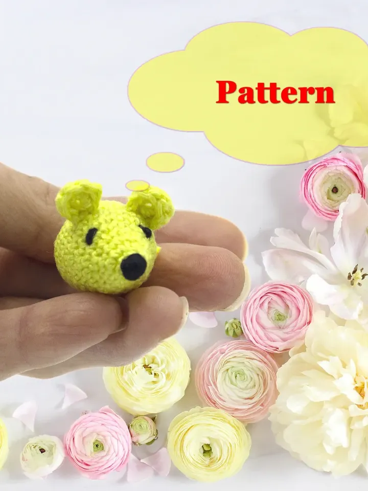 Crochet mouse pattern, miniature mouse, amigurumi mouse pattern pdf, micro amigurumi, miniature animals crochet tutorial
