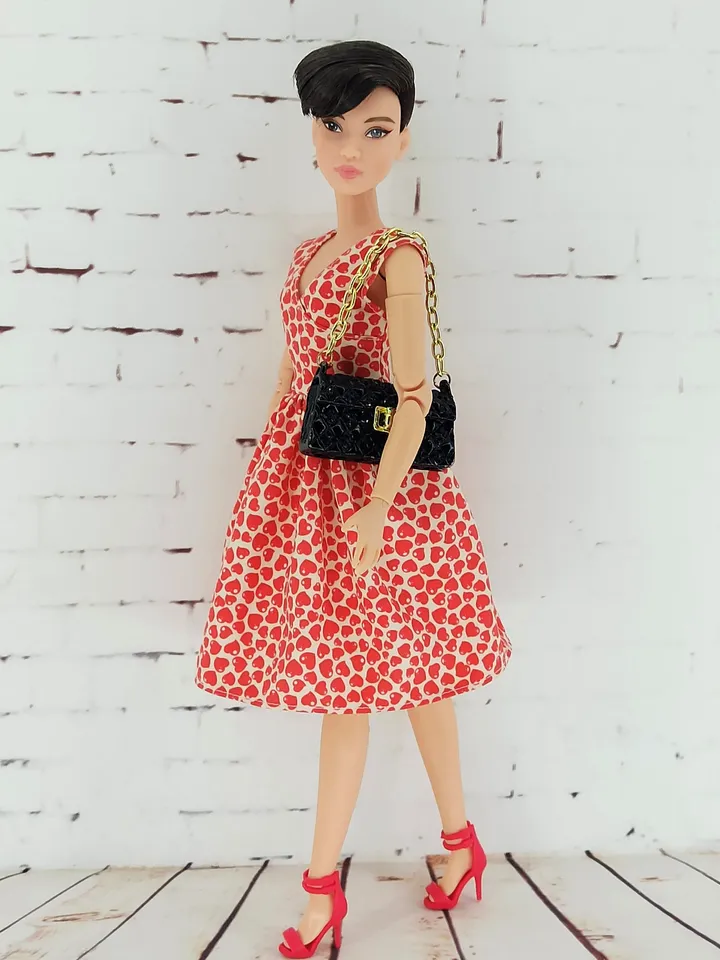 Summer dress with red hearts for Barbie Doll (Petit)