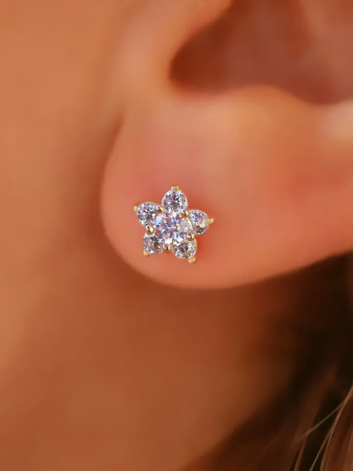FLOWER STUD EARRINGS | Round Cut Moissanite Diamond Wedding Gold Stud Earring | 14k Solid Gold Flower Shape Push Back Stud Earring