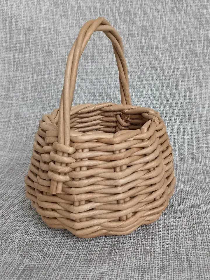 Easter wicker basket Small wicker basket Woven Wicker basket Easter table decorations Small wicker storage basket
