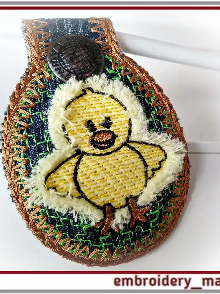 In the hoop design keychain in the form of egg with a chicken Unusual Easter gift