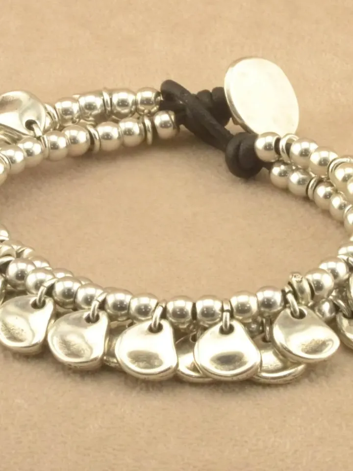 Antique Silver Drops Bracelet, Women Leather Cuff, Rock Style Bracelet Uno de 50 Style, Wide Chunky Boho Bracelet Drop Charms Cozy Detailz