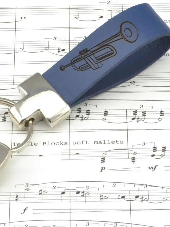 Personalized Music Instrument Leather Keychain, Graduation Gift for Students, Musician Piano Guitar Violin Trumpet Horn Cello Drums Player