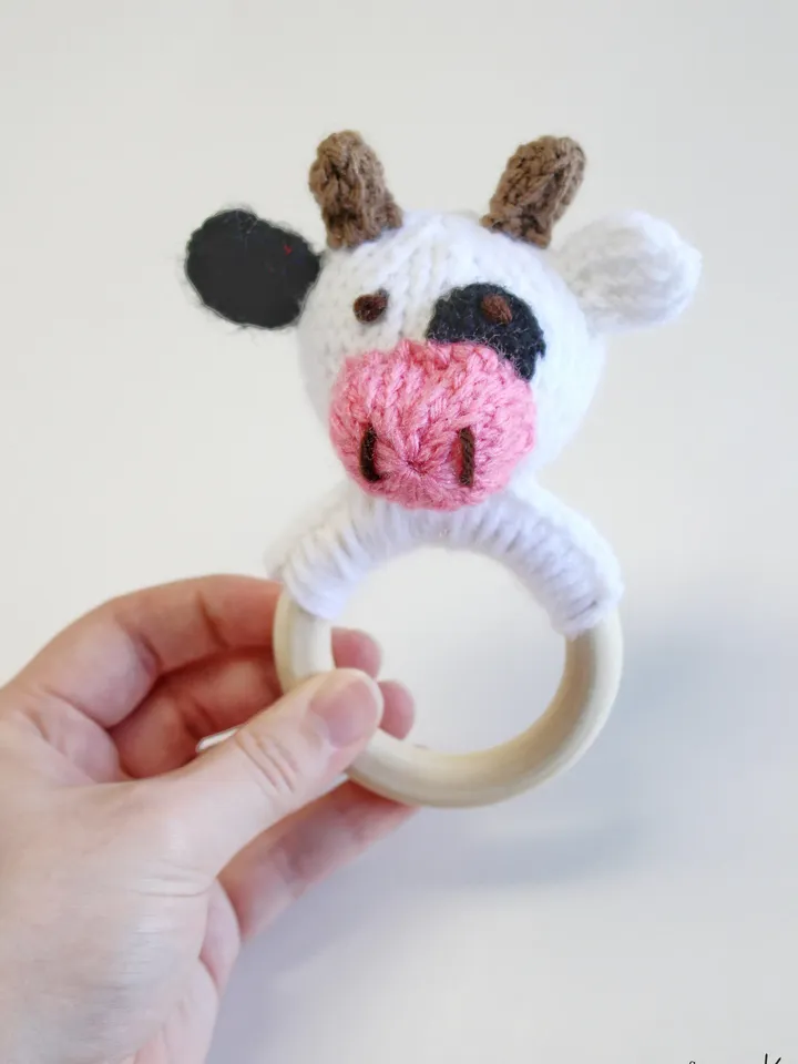 Crochet Spotted Cow Rattle, Soft Rattles with Wooden Rings, Jingling Soft Baby Toy, Newborn Baby Shower Gift Ideas, Barnyard Farm Animals