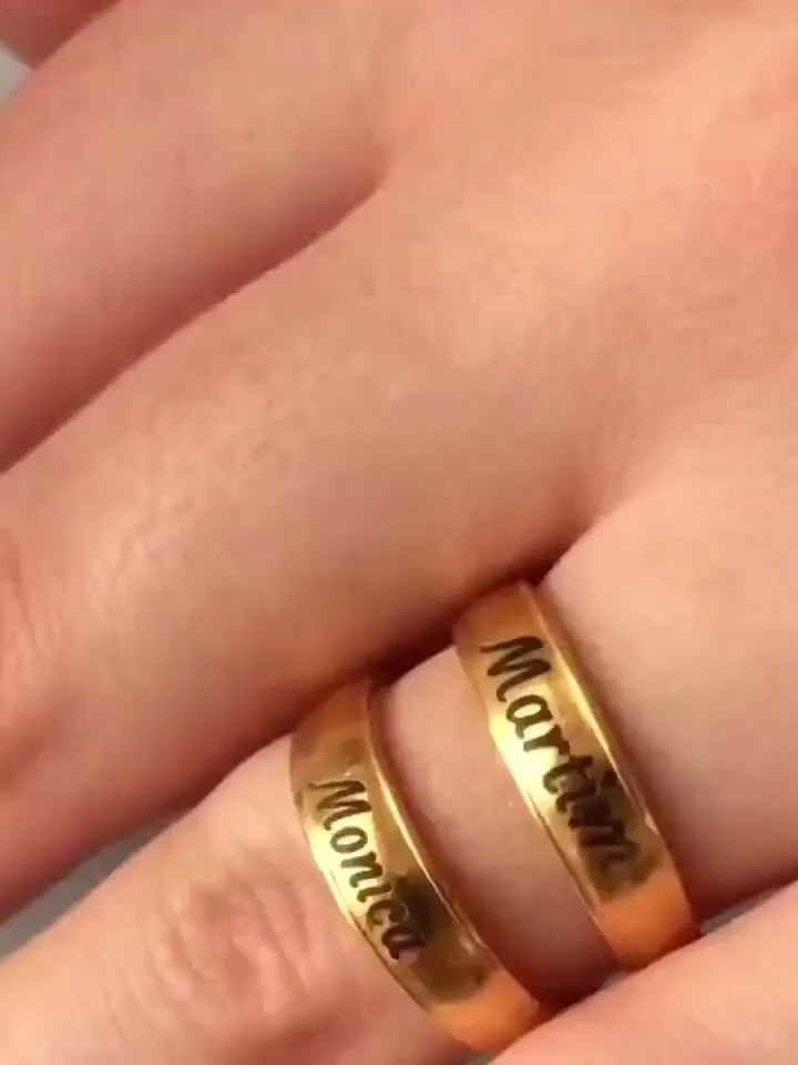 Personalized Band Ring in Silver or Gold with Two Names | Thick Parallel Wraparound Ring Engraved | Double Name Ring for Mom/Grandma