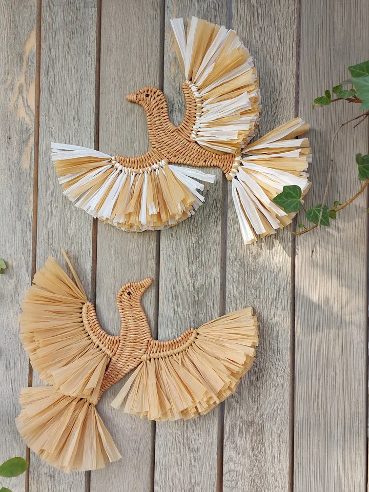 Two birds for wall decor. Wicker birds handmade wiht raffia. Gift for her.