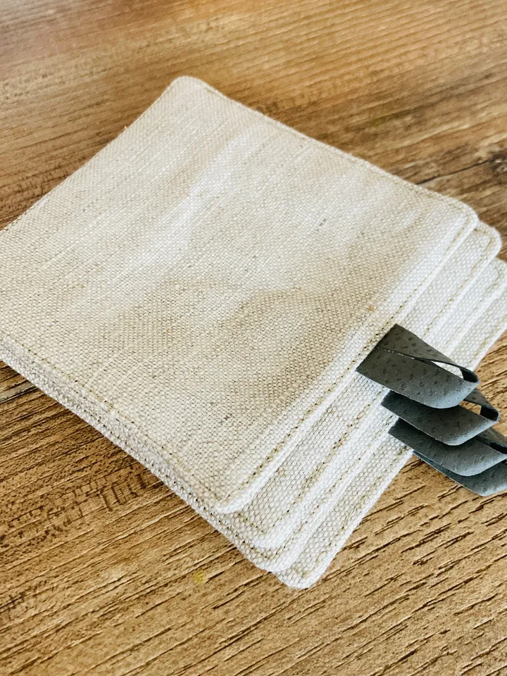 Set of 4 linen coasters