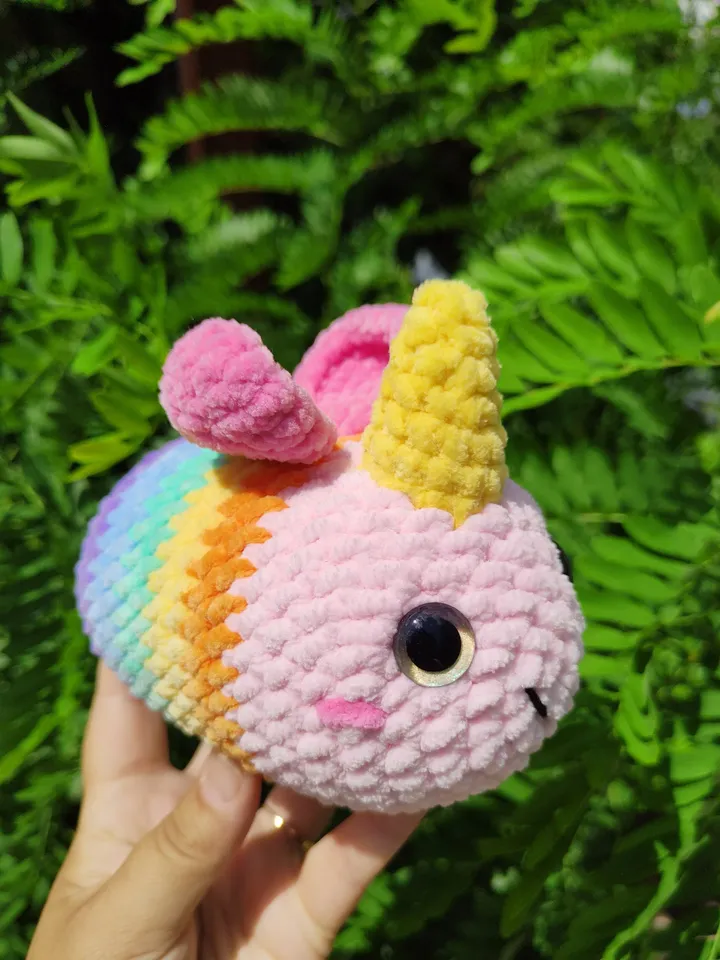 Crochet unicorn bee plushies patterns, crochet rainbow bee pattern, crochet pride bees