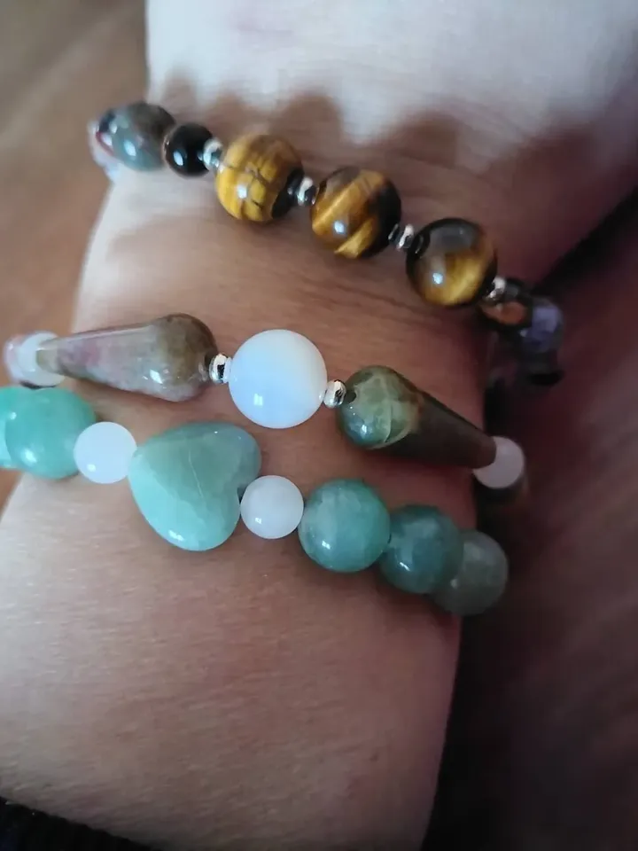 Elastic aventurine bracelet-tiger's eye and jasper- poppy jasper