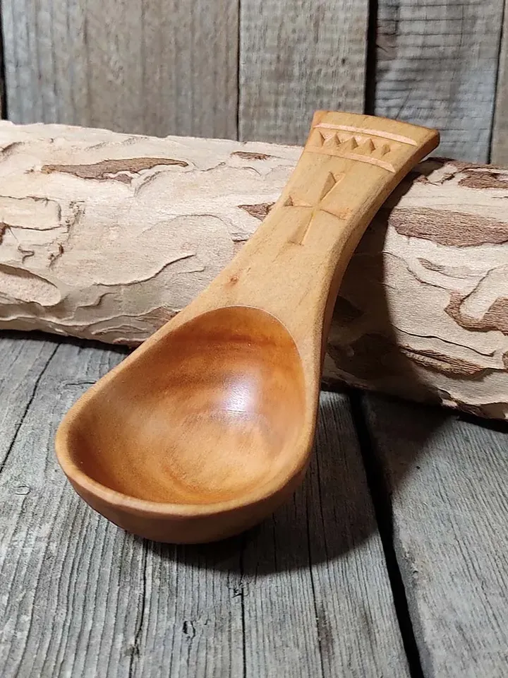 Handmade wooden coffee scoop, tea scoop, measuring spoon, Wooden gift coffee lovers, 9th anniversary willow wood spoon