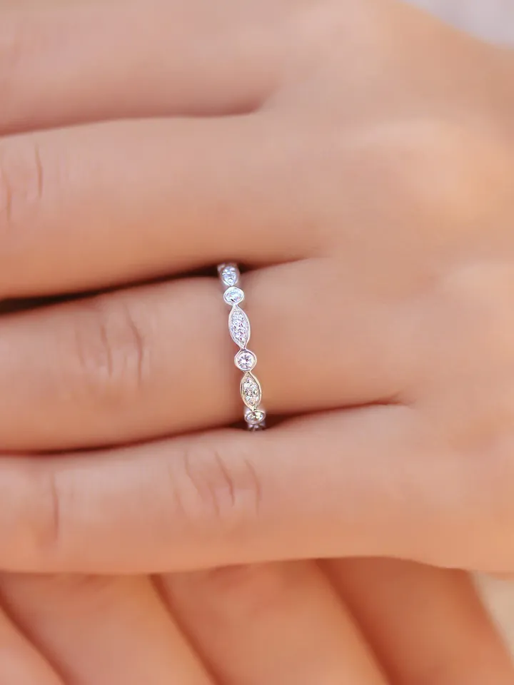 DAINTY WEDDING RING | Custom Diamond Modern Wedding Ring | Minimalist Women Wedding Band | Unique Gift For Her | 14k Gold Jewelry