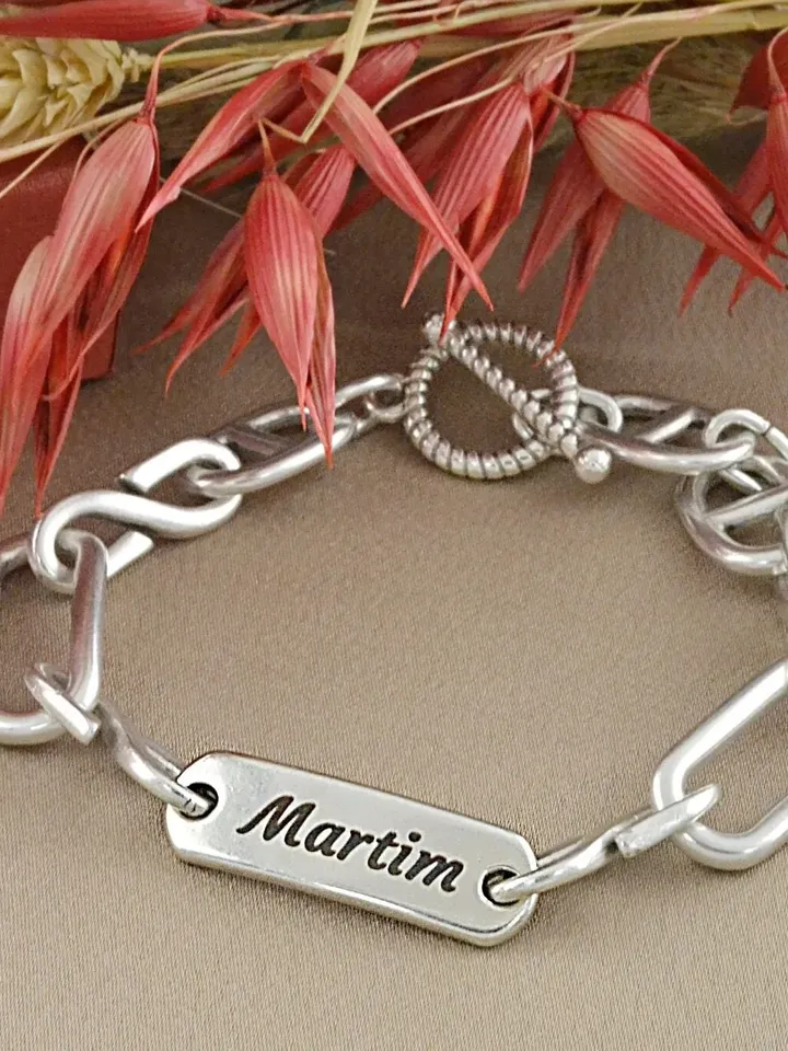 Personalized Name Bracelet | Link Chain Bracelet with Custom Word/Name/Date Engraved | Unique Jewelry Gifts for Women Mom/Sister/Best Friend