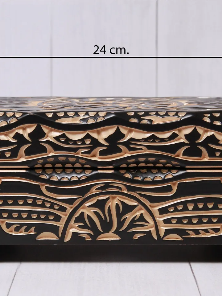 Hand carved wood box Carved jewelry box Jewlery box Carved wood jewelry box Wood carved jewelry box Wooden jewlery box Carved wood chest