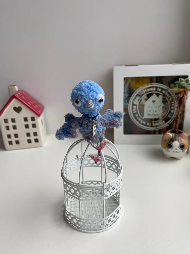 Miniature crochet pigeon funny gift for best friends , small gift
