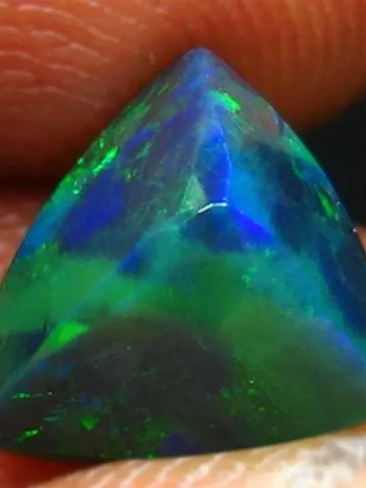 1.73 Ct Fabulous Top New 100 % Natural Solid Welo Black Opal Cut Gemstone