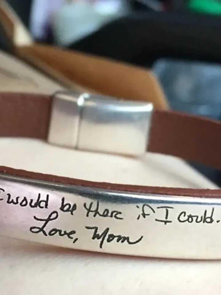 In Memory Of Mom Leather Bracelet with Actual Handwriting Engraved | Handwritten Bracelet | Memorial Signature Bracelet for Men and Women