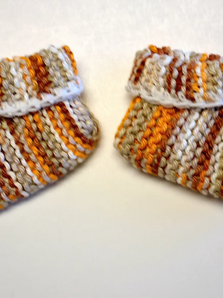 Orange and White Baby Shoes, Baby Sock, Baby Booties, Great Stocking Stuffers for Baby's First Christmas, Baby Shower Gift Ideas, Crochet